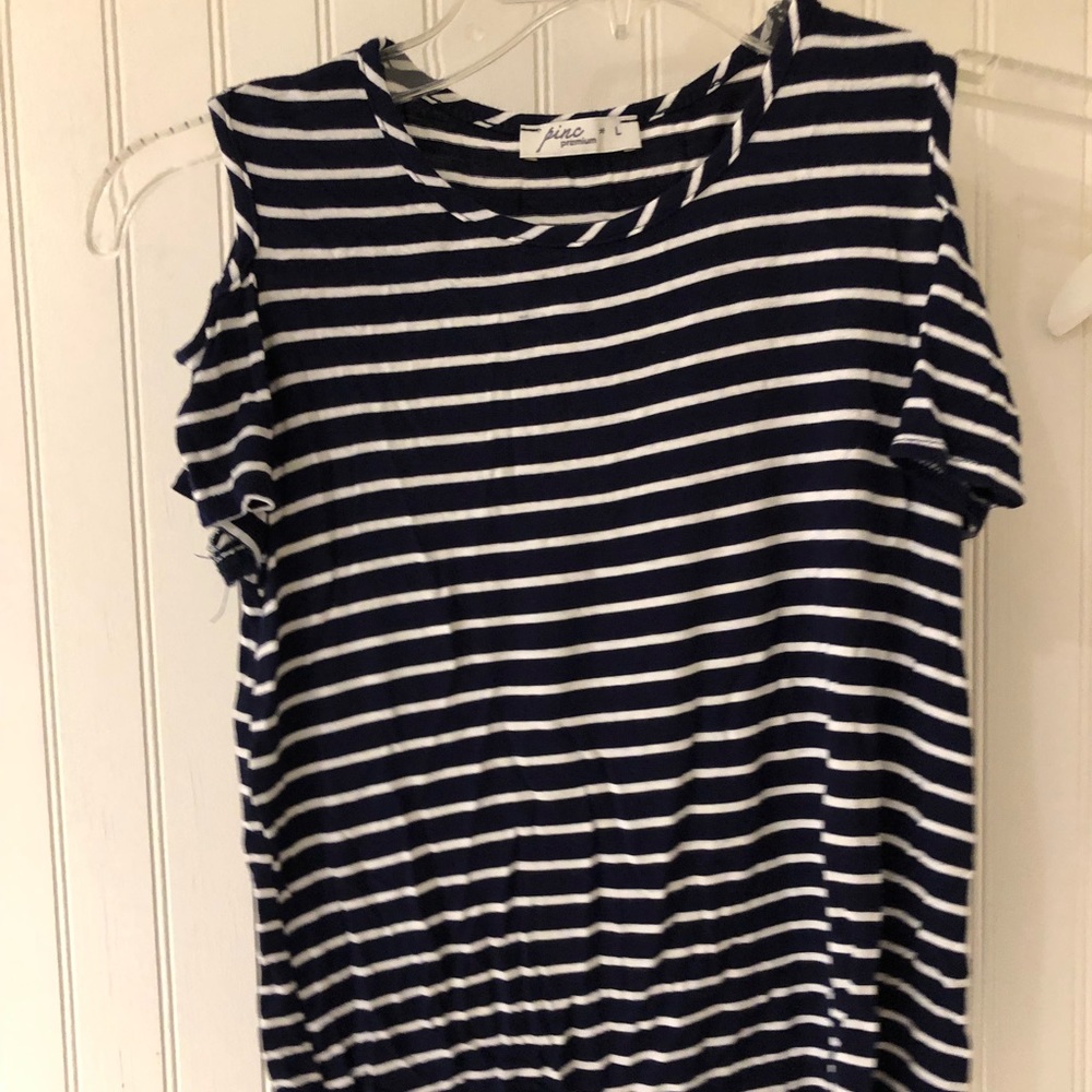 Girls Striped Short Sleeve Cut Off Shoulder Top